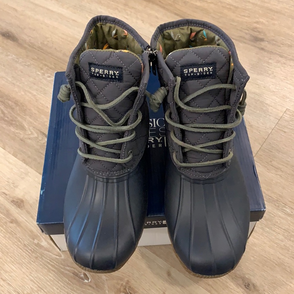 Sperry Saltwater Quilt Nyln Graph